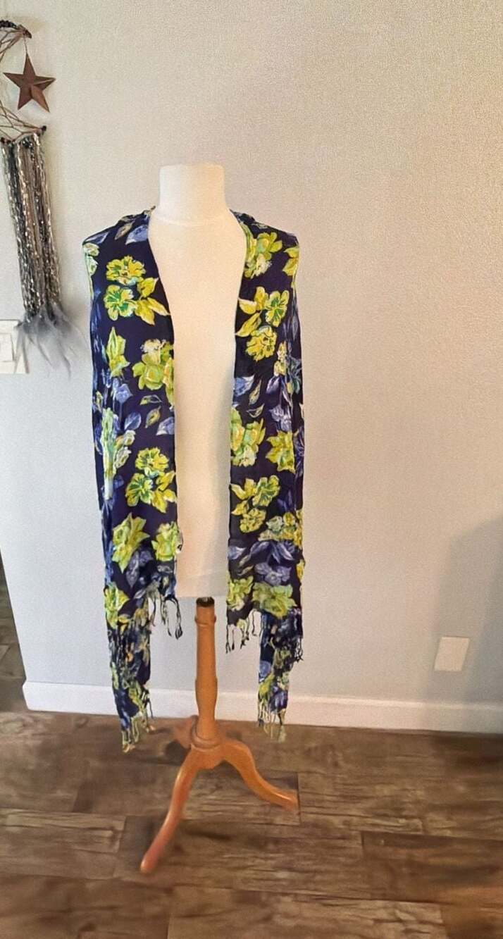 Isaac Mizrahi Live! Floral Print Rayon Scarf Wrap Onesize